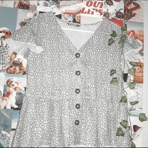 Green cute and comfy blouse